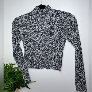 Brandy Melville leopard print cheetah print long sleeve size xs or small